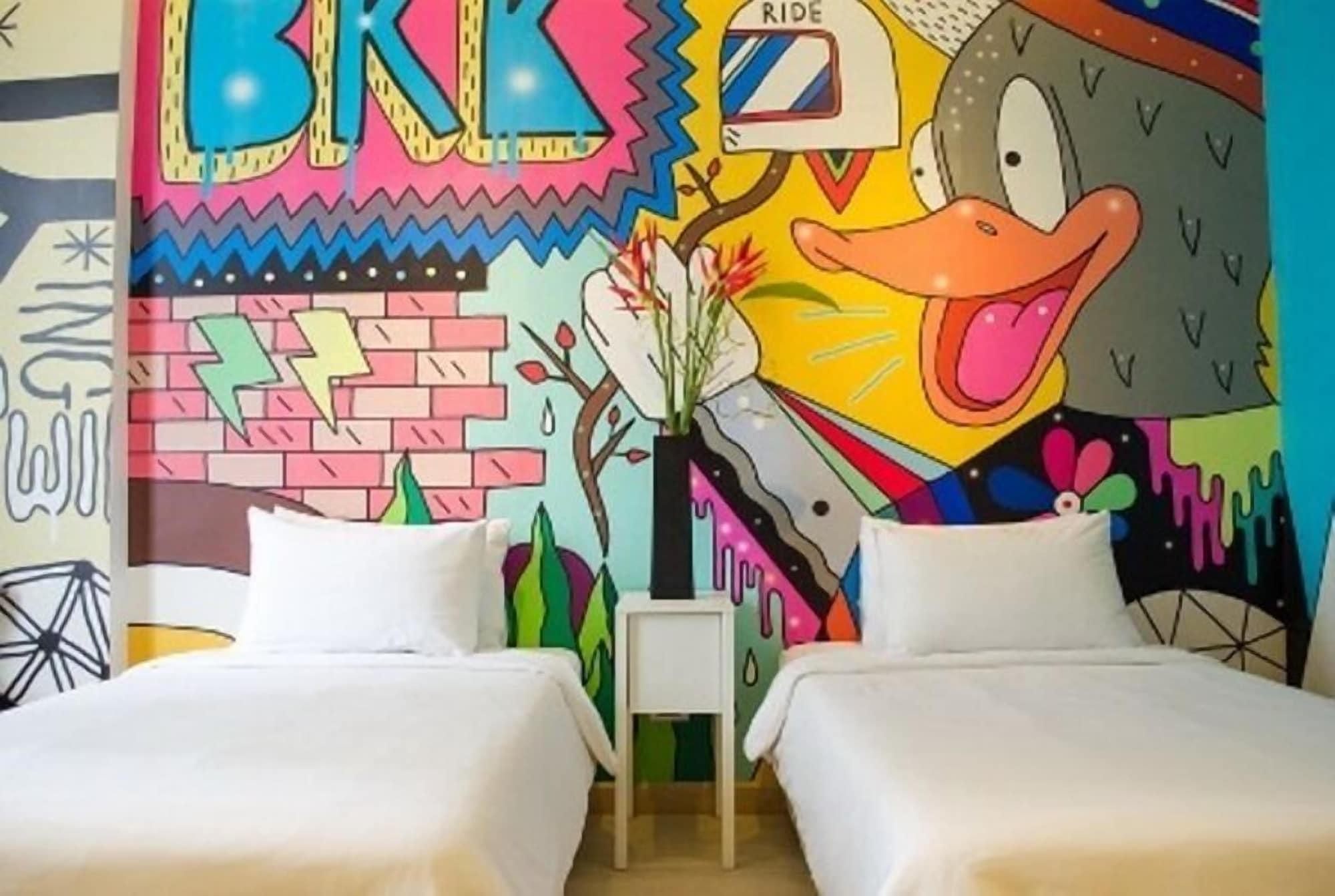Beat Hotel Бангкок Экстерьер фото